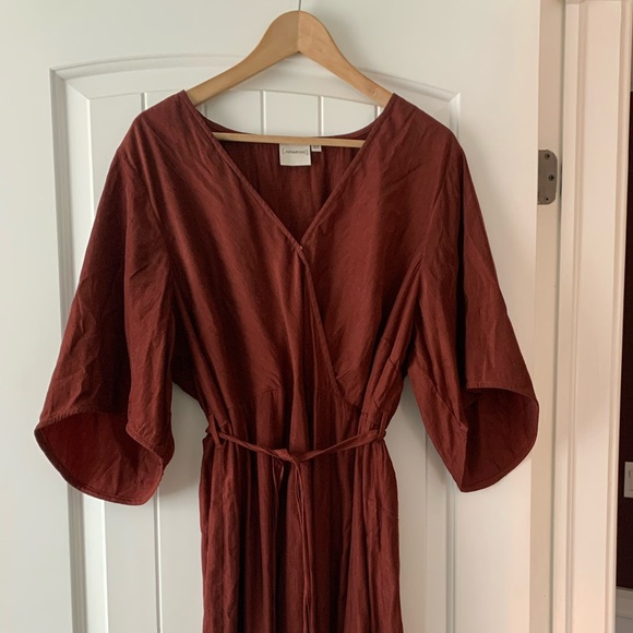 Junarose Midi Dress 🌹 - Picture 7 of 14